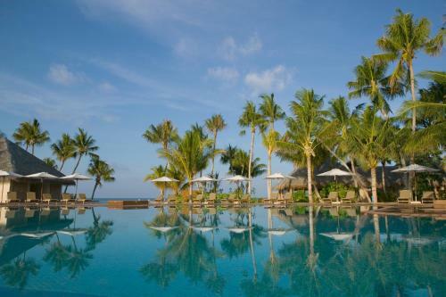 Hotel Veligandu Island Resort & Spa