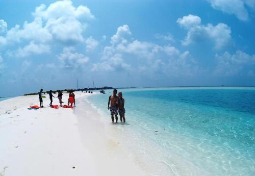 Hostal Rasdhoo Coralville