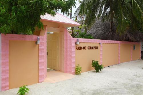 Hostal Rasdhoo Coralville