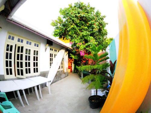 Hostal Equity Beach Holiday Bungalow