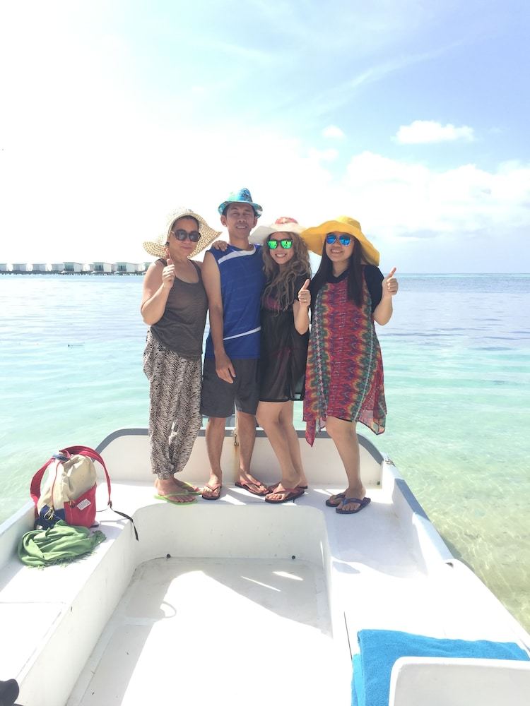 Hostal Ithaa Beach Maldives