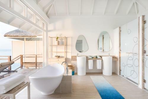 Hotel Lux* South Ari Atoll