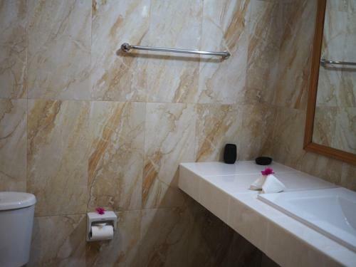 Hostal Equator Homestay