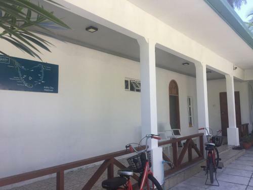 Hostal Equator Homestay
