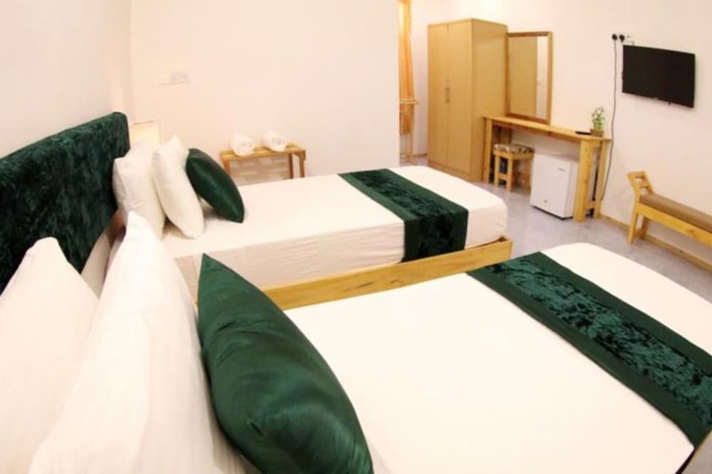 Hostal Ethereal Inn