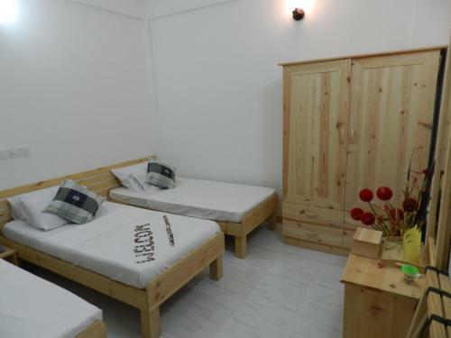 Hostal Faza View Inn