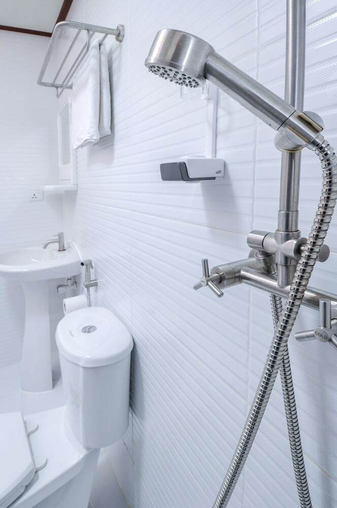 Hostal Salt Beach Hotel