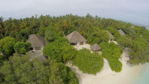 Hotel Hideaway Beach Resort & Spa