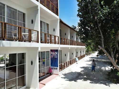 Hostal Athiri Beach Maldives