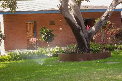 Hotel Mkunkhula Baobab Lodge