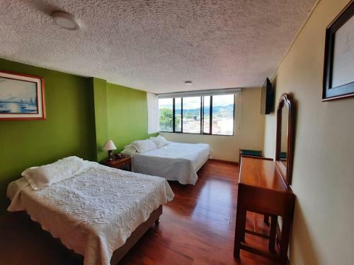 Hotel El Lago