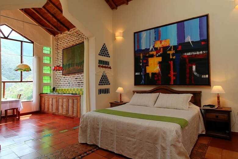 Hotel Suites Arcoiris