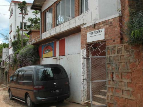 Hostal Three Palms Fianar