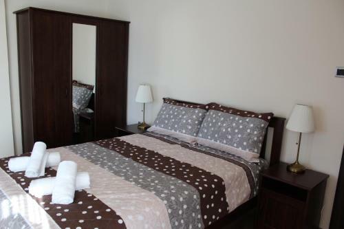 Emma Apartments