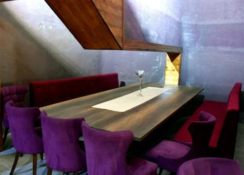 Hotel And Winery Lozar