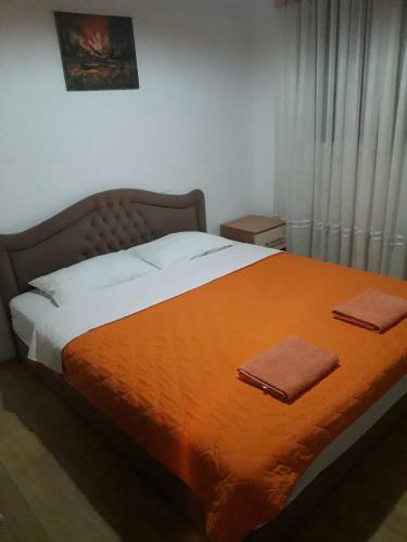 Hostal Bochkar Guest House