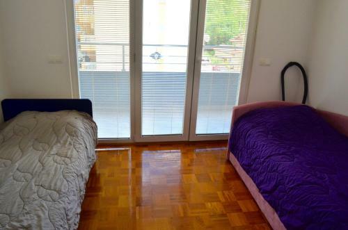 Spacious, Sunny Apartment