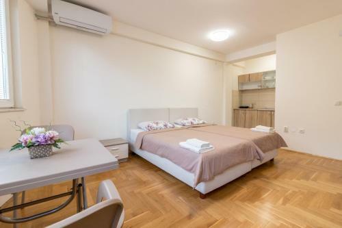 Comfy Apartments-ohrid
