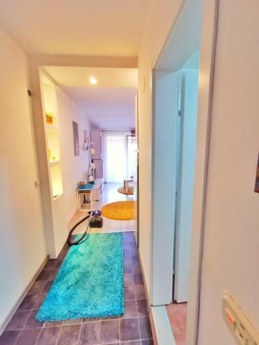 Apartment Stephanie Blue