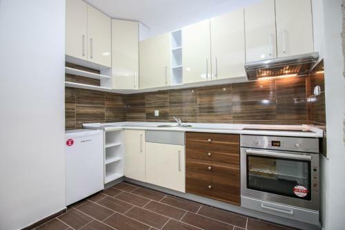 Darni Apartment