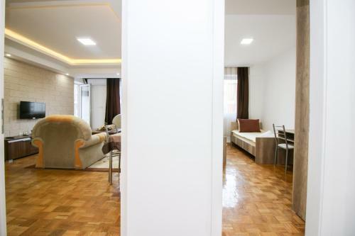 Darni Apartment