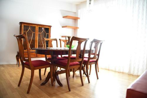 Quiet, Bright And Cozy Apartment Near The Center