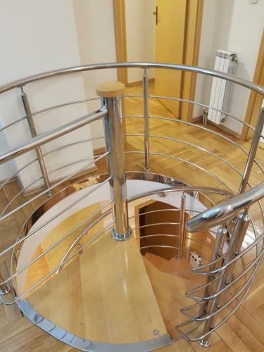 Golden Delight Central Apartment