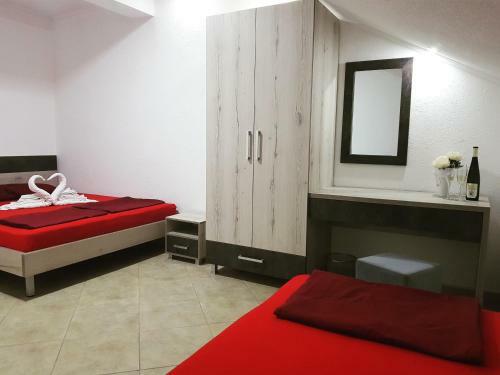 Aleksandar Apartments