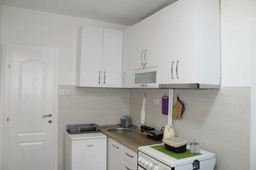 Hostal Villa Flora Guesthouse