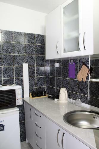 Hostal Villa Flora Guesthouse