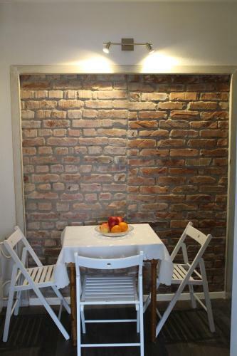 Hostal Villa Flora Guesthouse