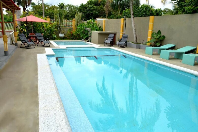 Hotel Caba�as Yakuruna
