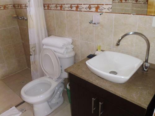 Hotel Cacique Real
