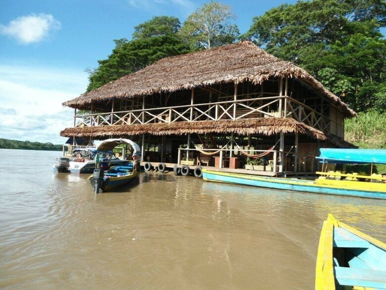Hotel Caba�a Flotante Kurupira