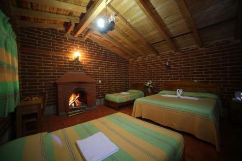 Centro Ecotur�stico Caba�as Never�a