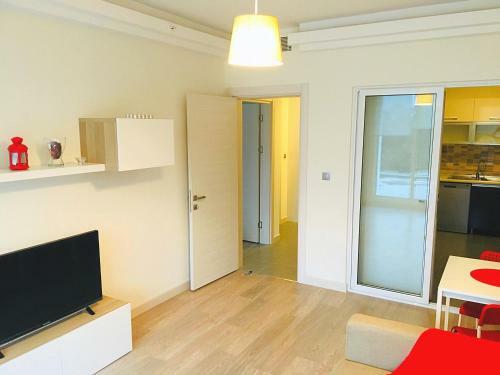 Mdm Sky Apartments