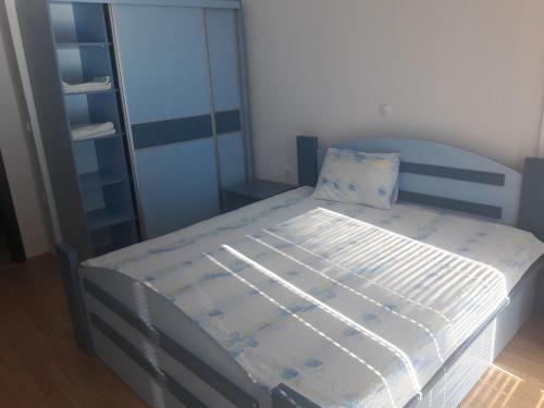 Apartments Zdravesky