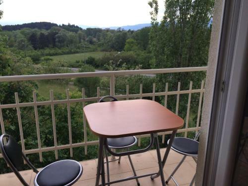 Lake View Apartment