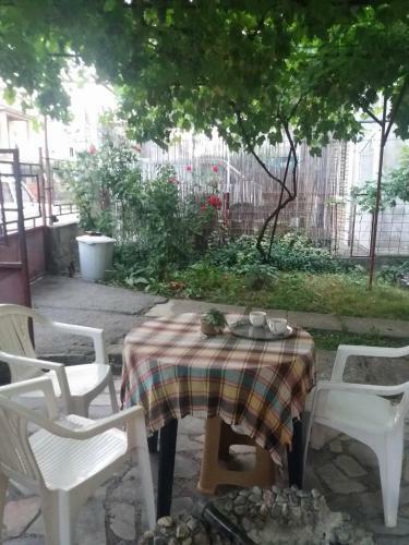Hostal Julija Guest House
