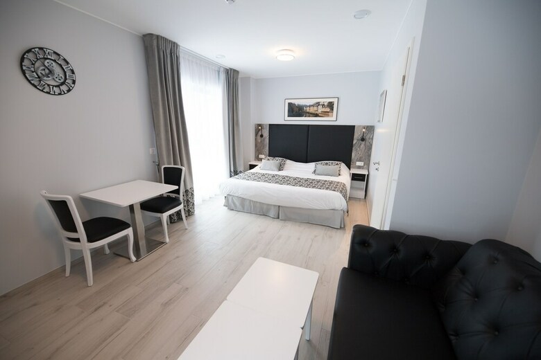 Gulliver Tower Hotel