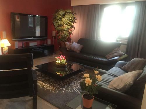 Homestay In A Nice Flat