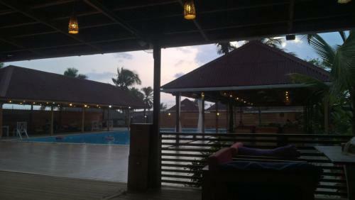Hotel Tropicana Beach & Resort