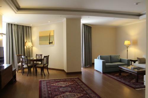 Jiyeh Marina Resort Hotel & Chalets