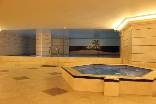 Jiyeh Marina Resort Hotel & Chalets