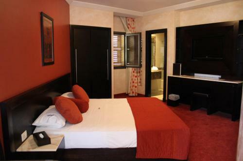 Sunrise Hotel