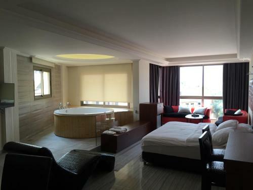 Aphrodite Hotel