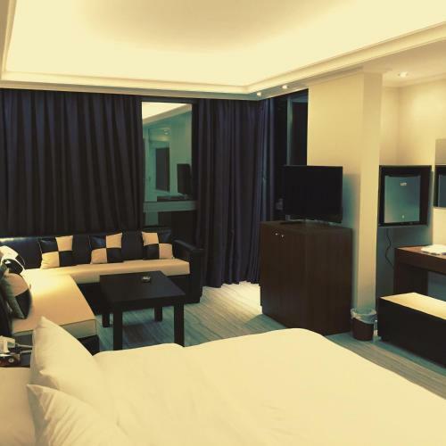 Aphrodite Hotel