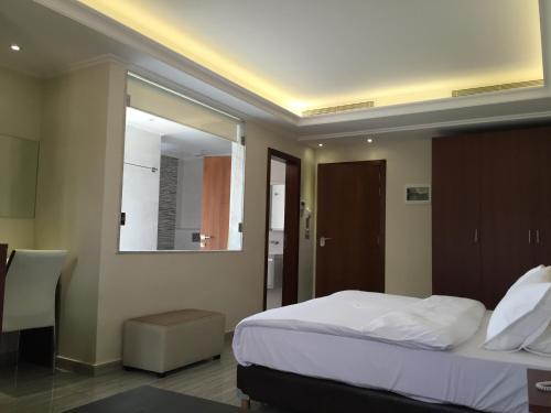 Aphrodite Hotel
