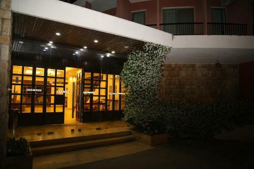 Douma Hotel