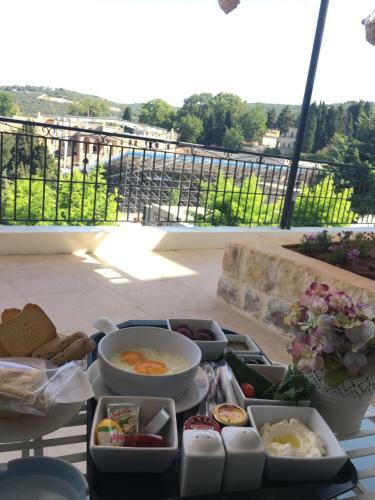 Hostal Beit Lebbos